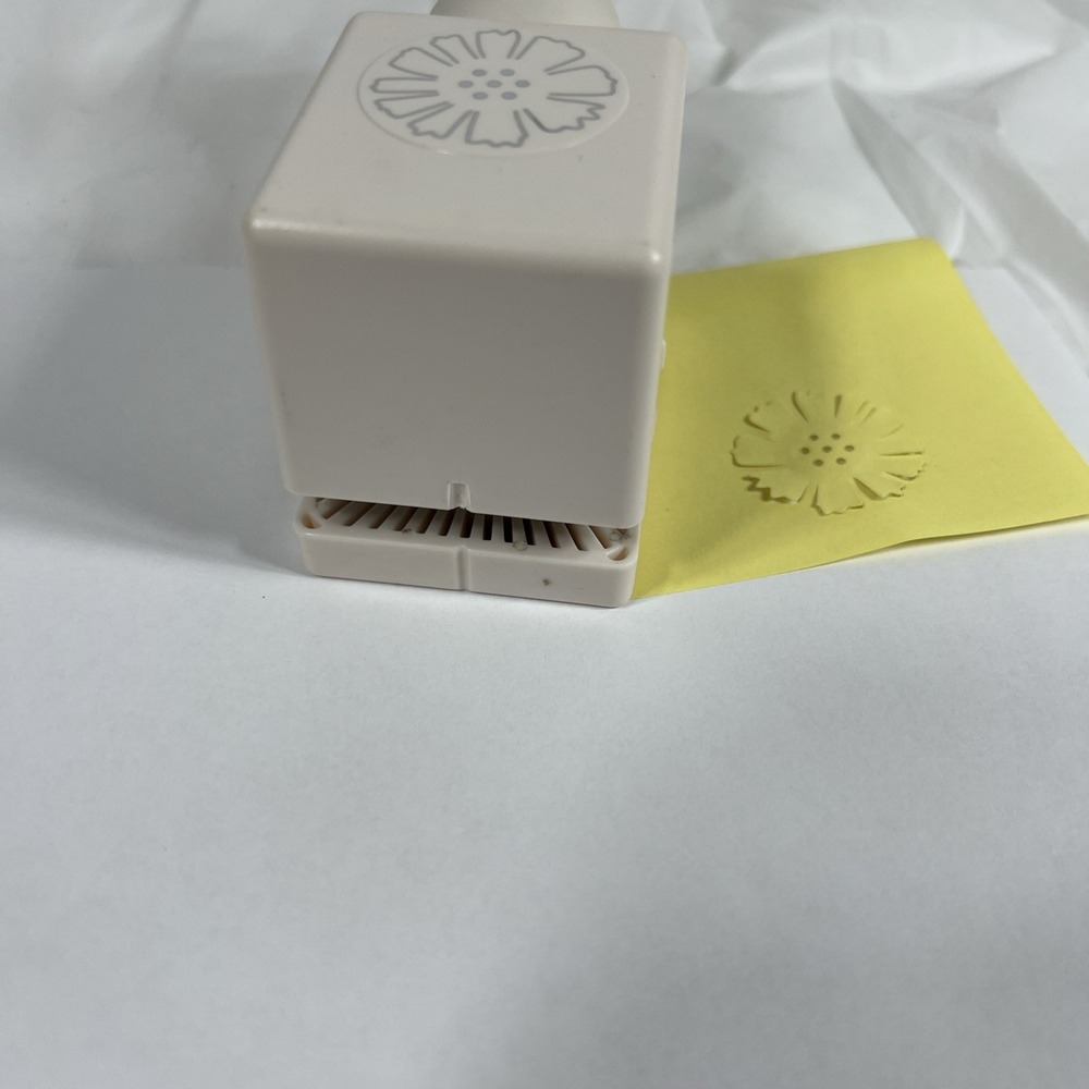 Martha Stewart POP UP COSMOS Double Craft Punch 1‎ 1/4" FLOWER Paper Crafting - Picture 8 of 12